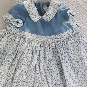 Beautiful s 1 dress excellent condition.